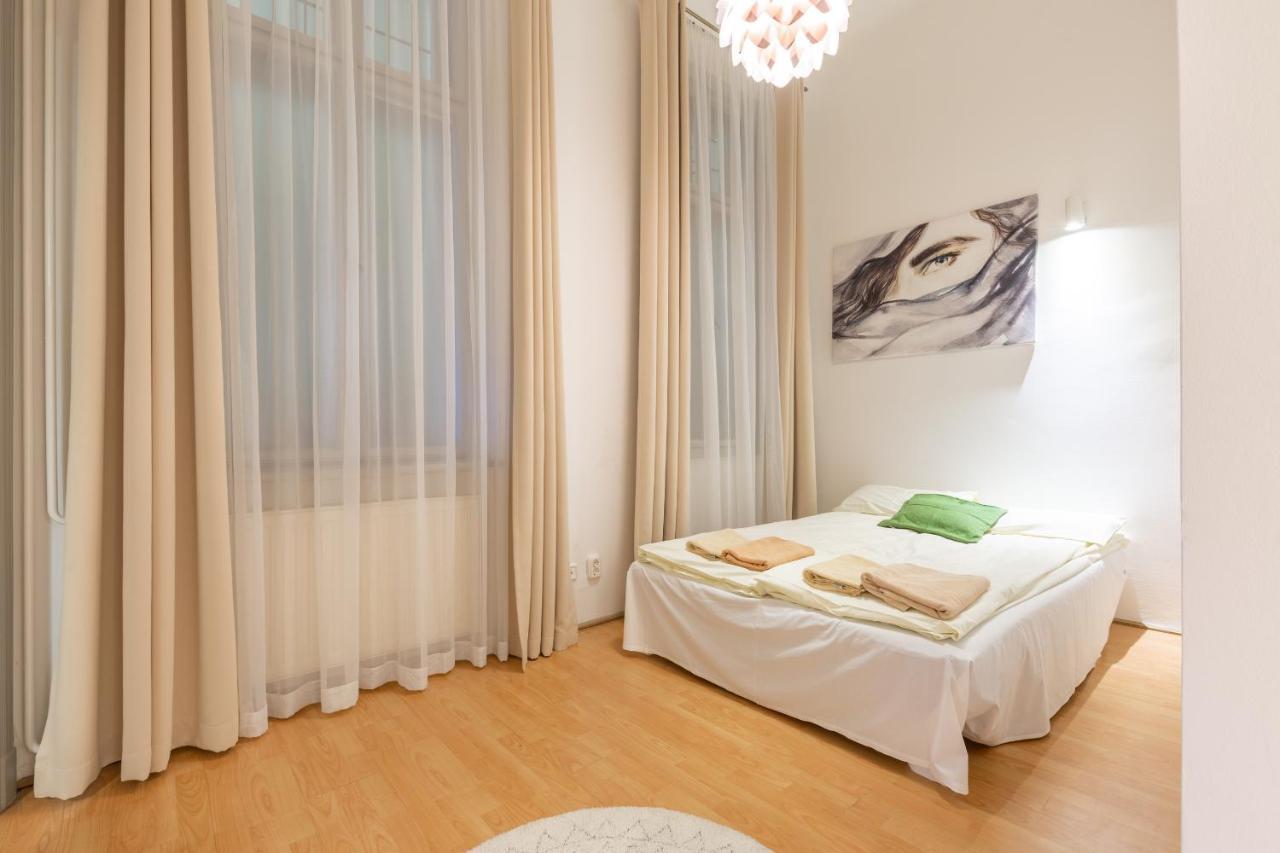 Sz9 Szent Istvan Apartment Будапеща Екстериор снимка